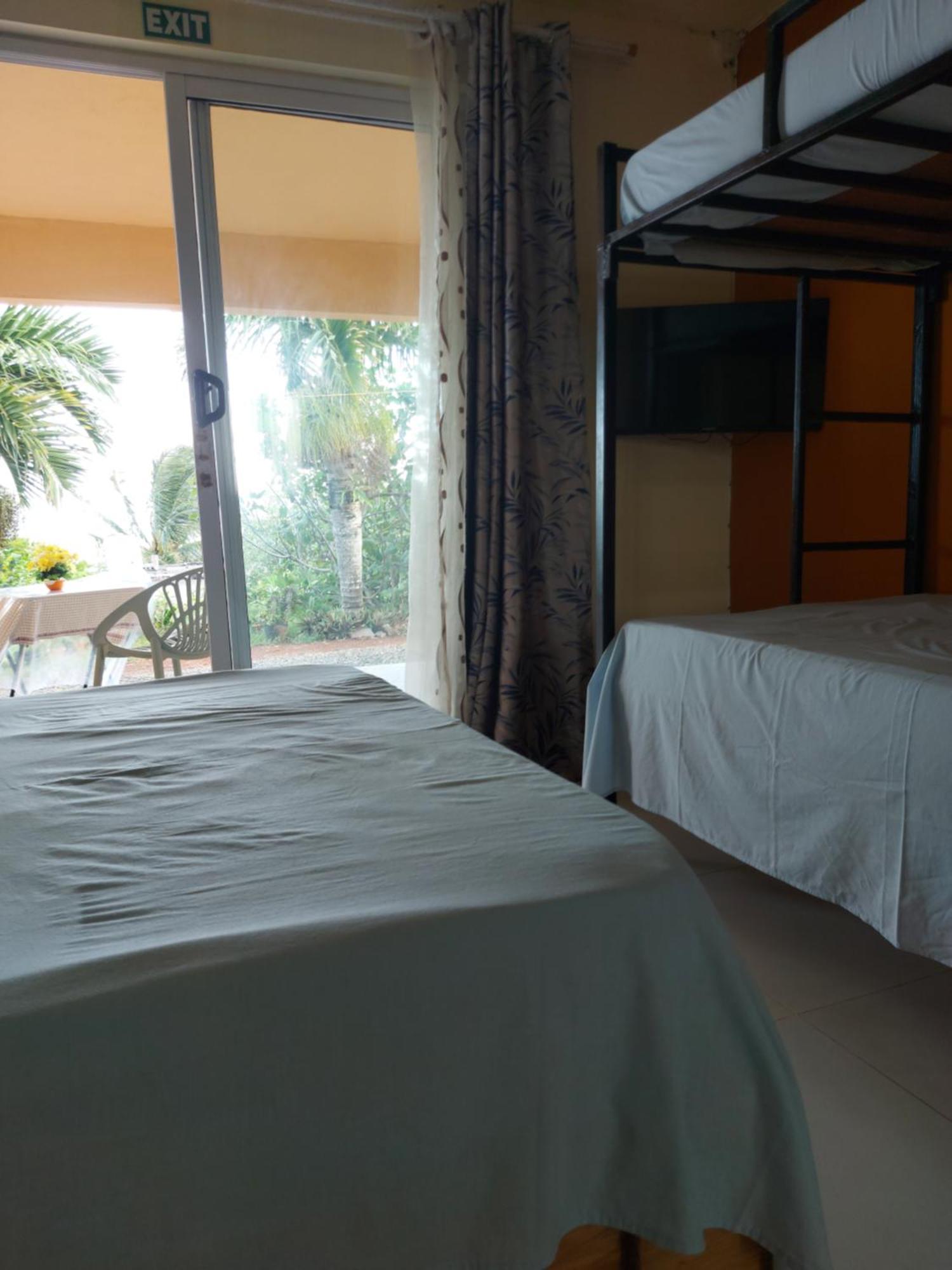Ocean Viewpoint Lodge Port Mathurin Exterior foto